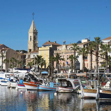 La Marina By Interhome